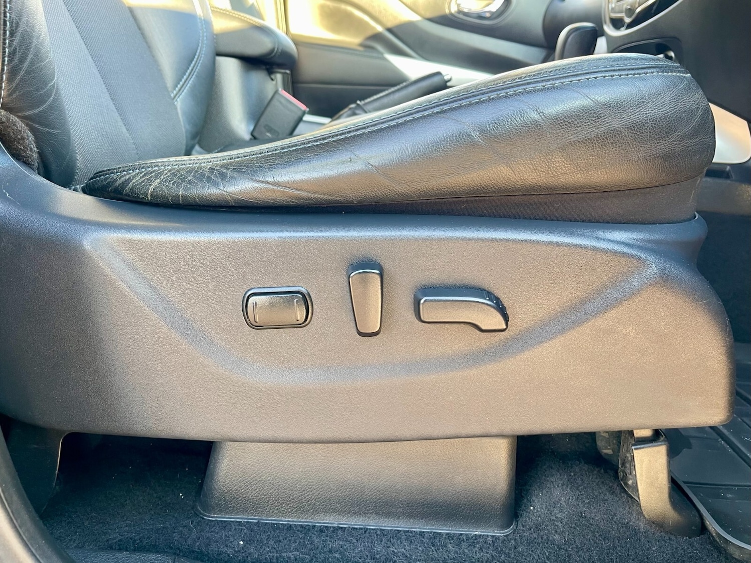 Used Nissan Navara 2020 for sale - 77193605: Photo 20