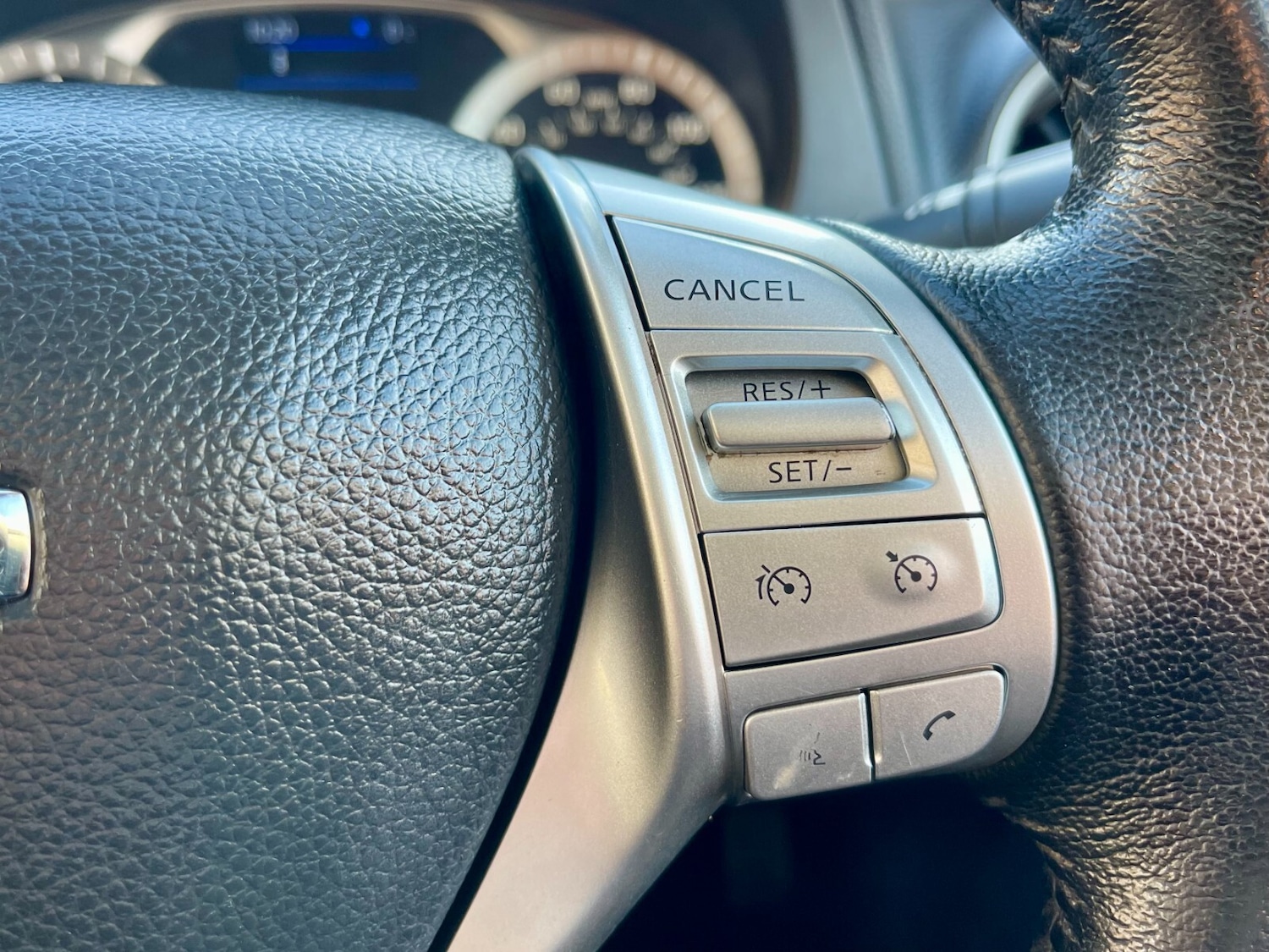 Used Nissan Navara 2020 for sale - 77193605: Photo 24