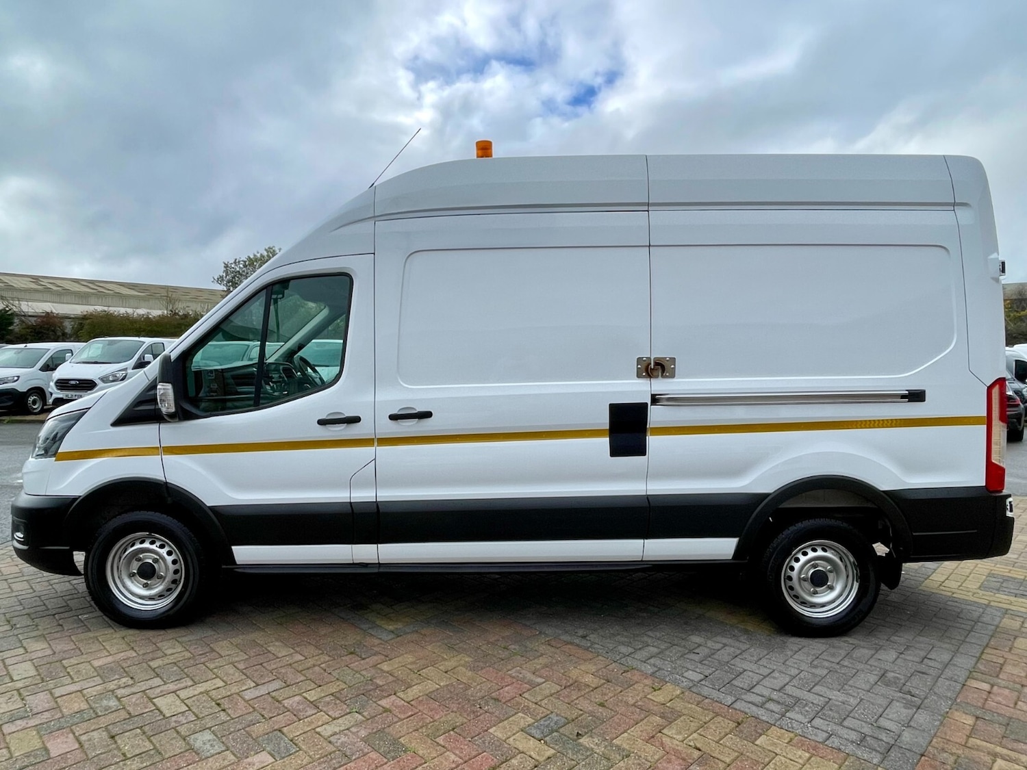 Used Ford Transit 2022 for sale - 76074237: Photo 9