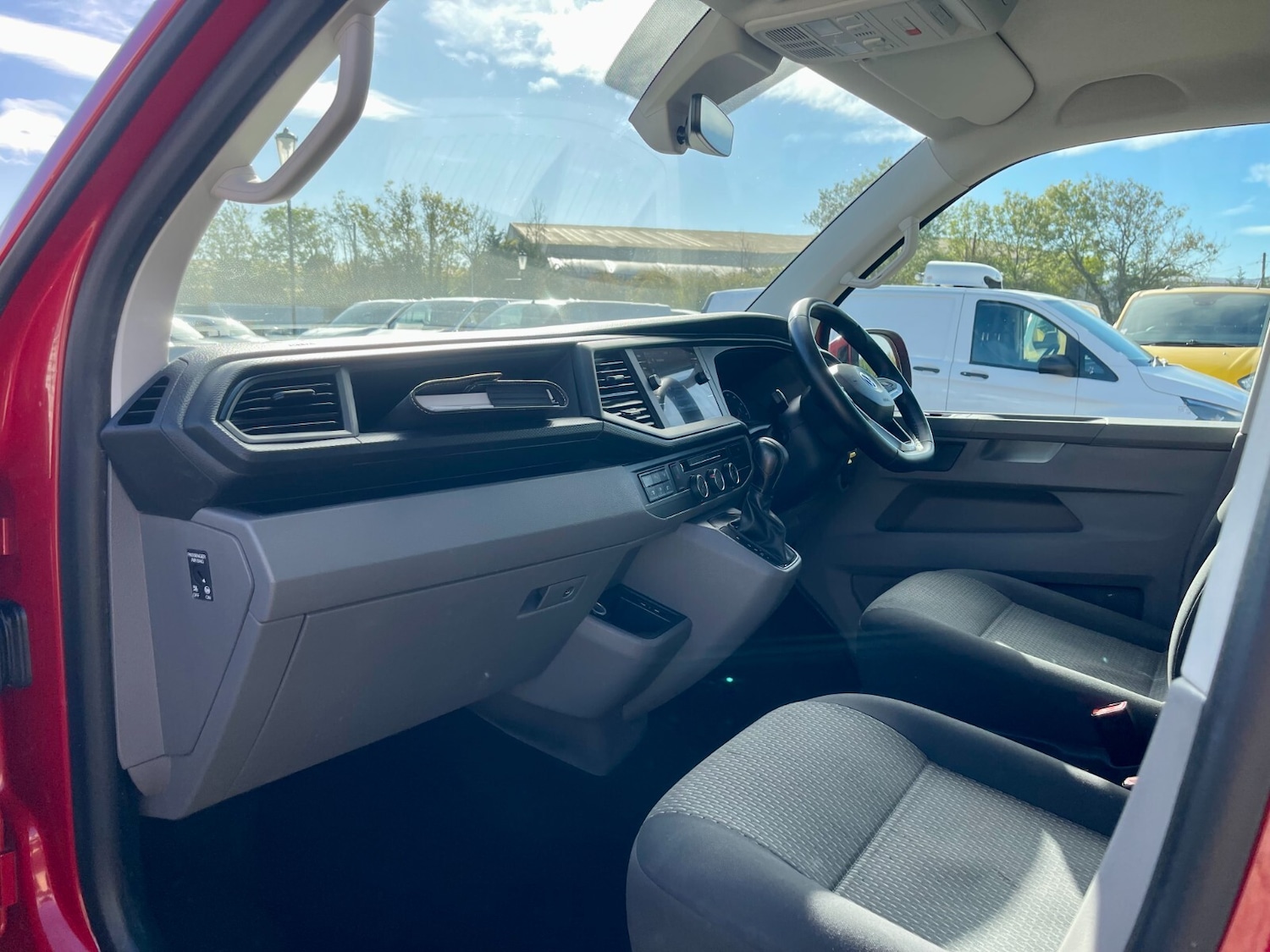 Used Volkswagen Transporter 2020 for sale - 76870426: Photo 17