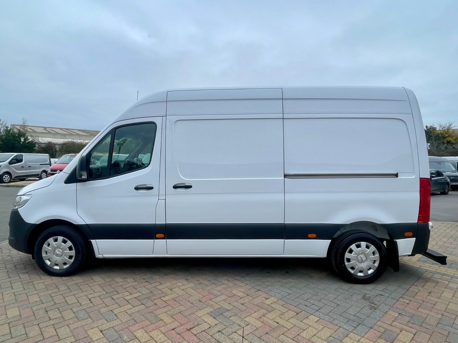 Used Mercedes-Benz Sprinter 2020 for sale - 76870406: Photo 11