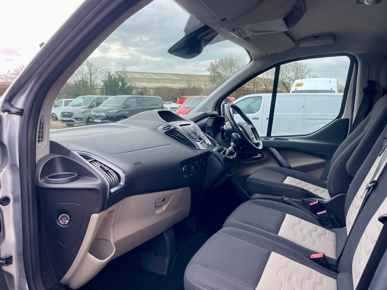 Used Ford Transit Custom 2017 for sale - 76568036: Photo 15