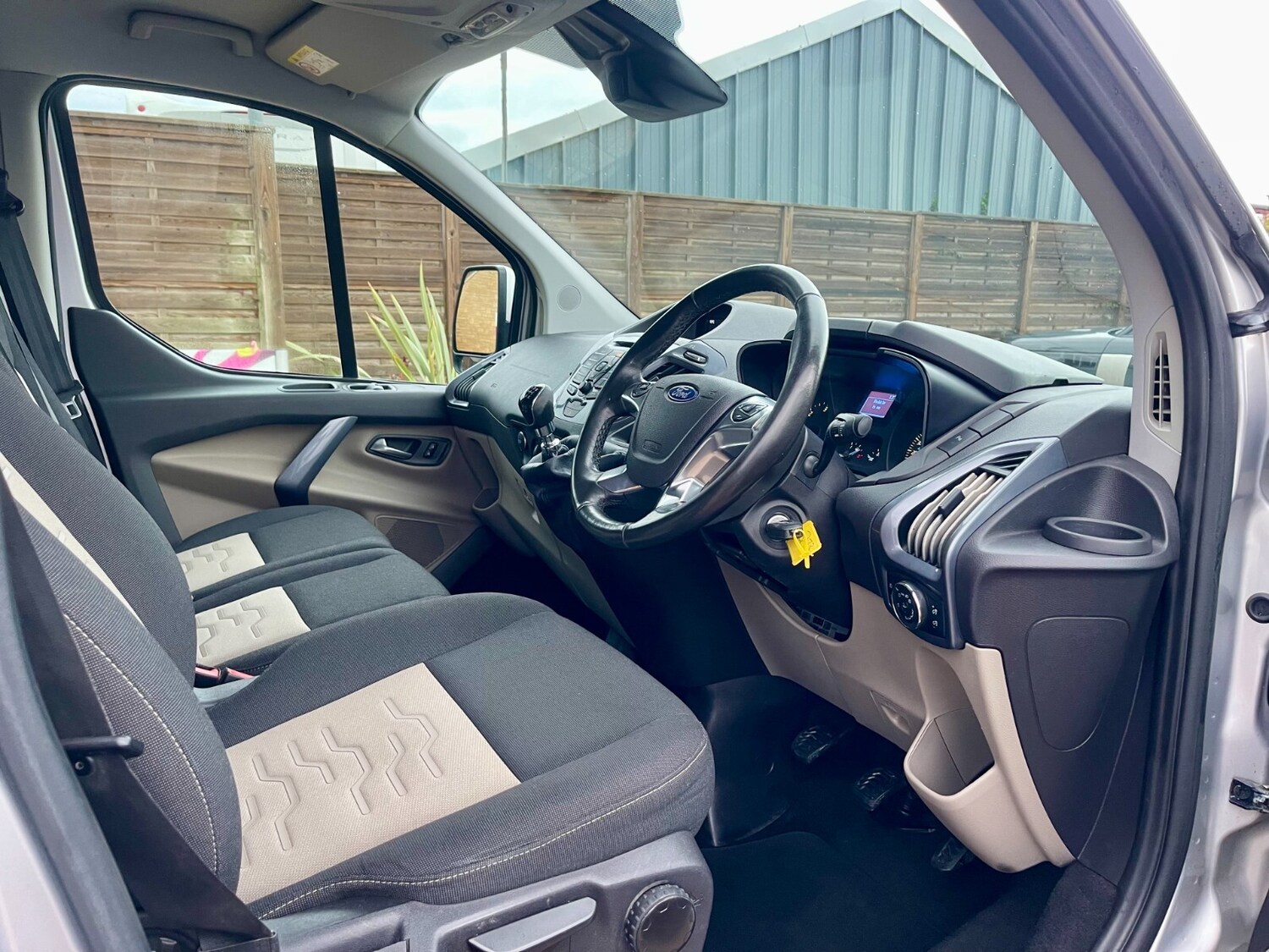 Used Ford Transit Custom 2017 for sale - 76568036: Photo 18