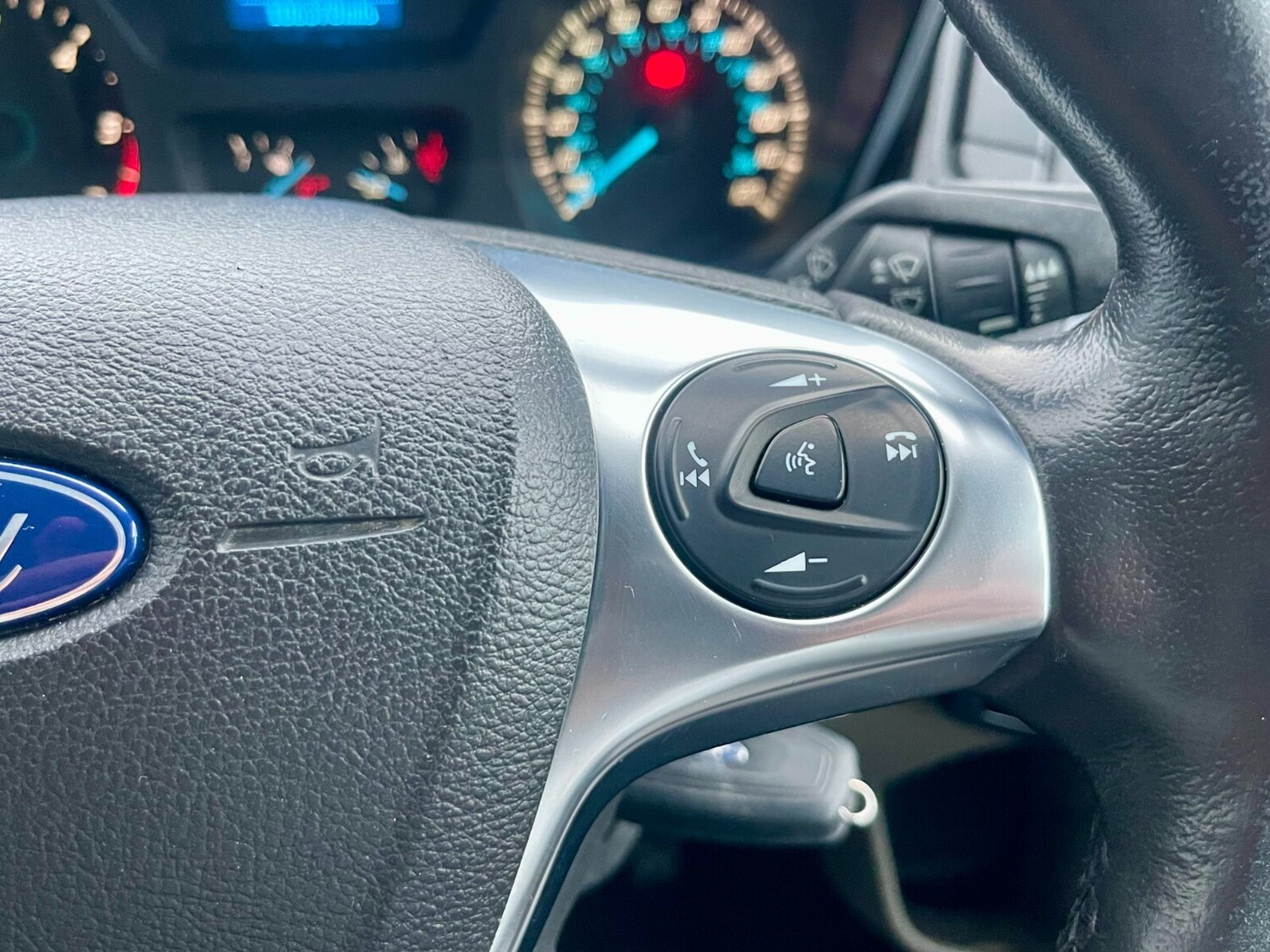 Used Ford Transit Custom 2017 for sale - 76568036: Photo 25