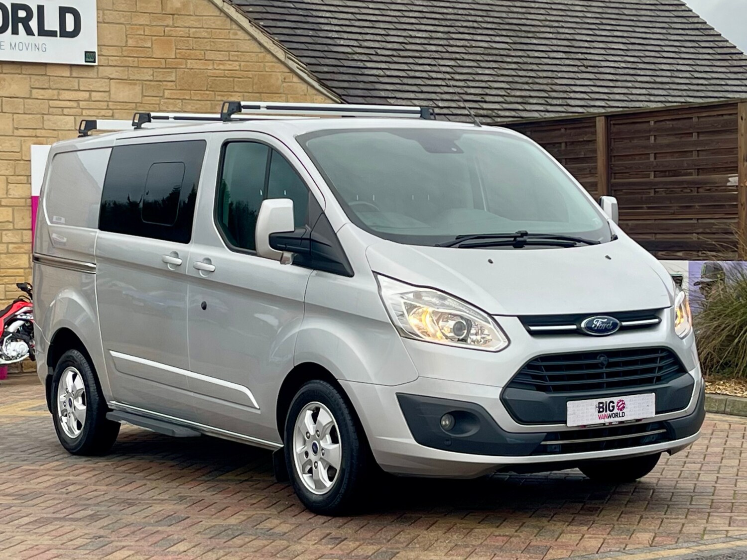 Used Ford Transit Custom 2017 for sale - 76568036: Photo 4