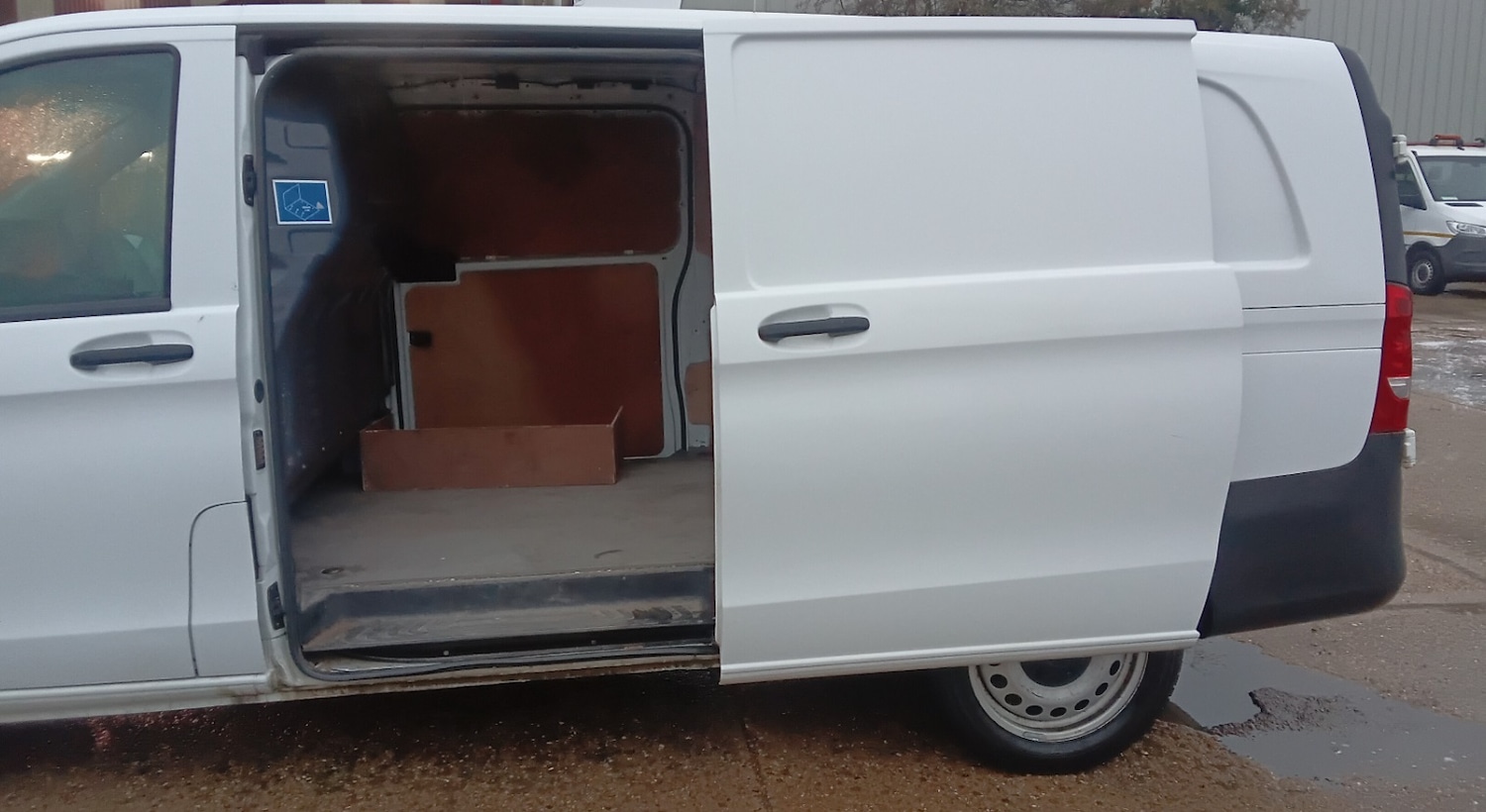 Used Mercedes-Benz Vito 2021 for sale - 77205685: Photo 25