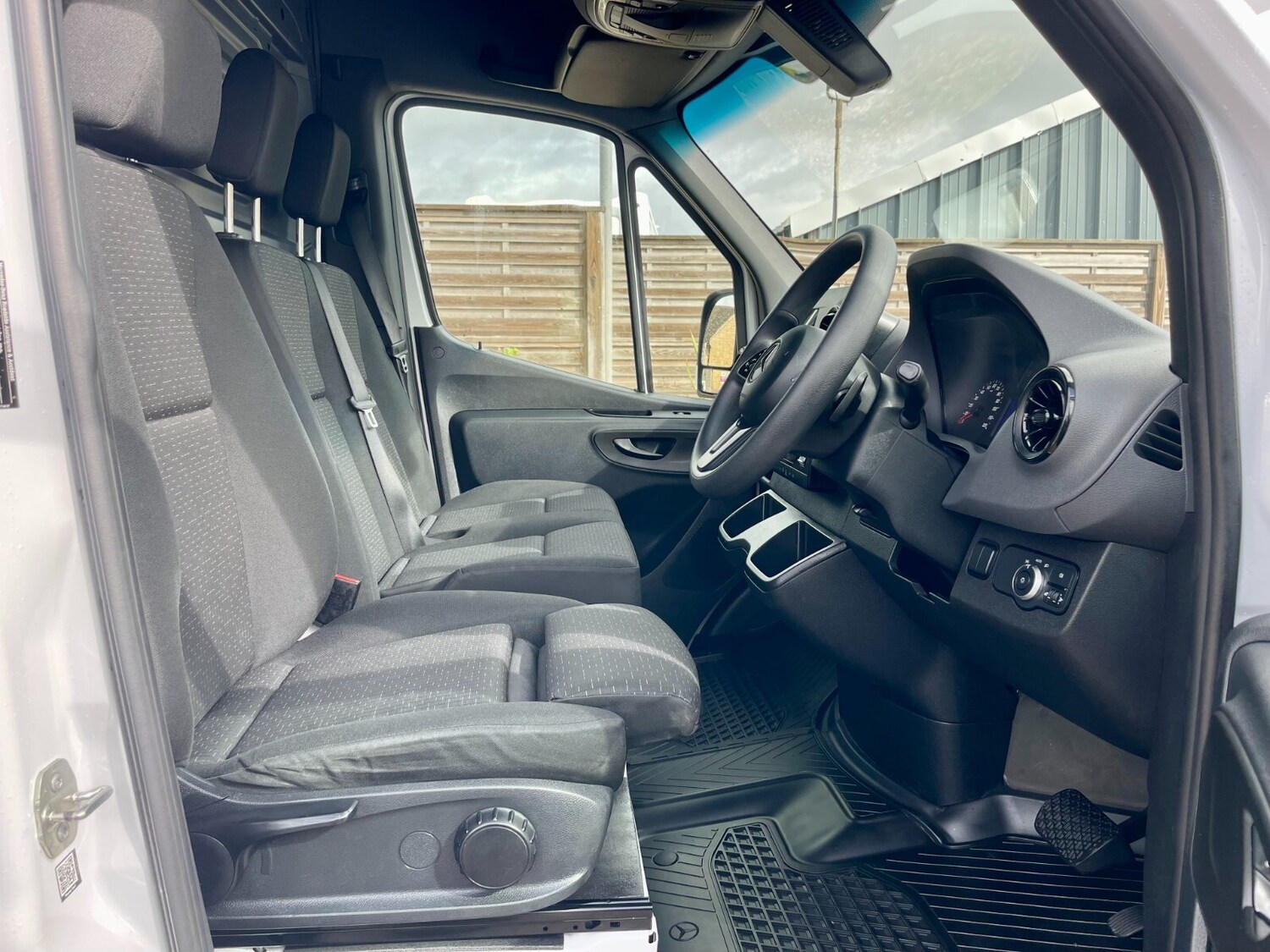 Used Mercedes-Benz Sprinter 2023 for sale - 76033782: Photo 17