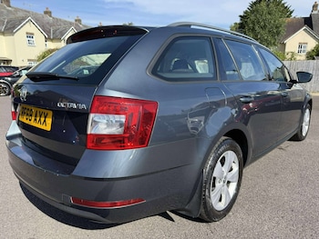 Used Skoda Octavia 2025 for sale - 75852422: Photo