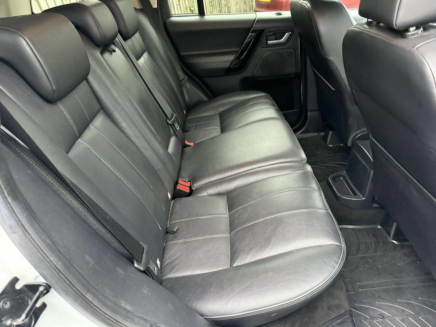 Used Land Rover Freelander 2 2012 for sale - 76547985: Photo 16