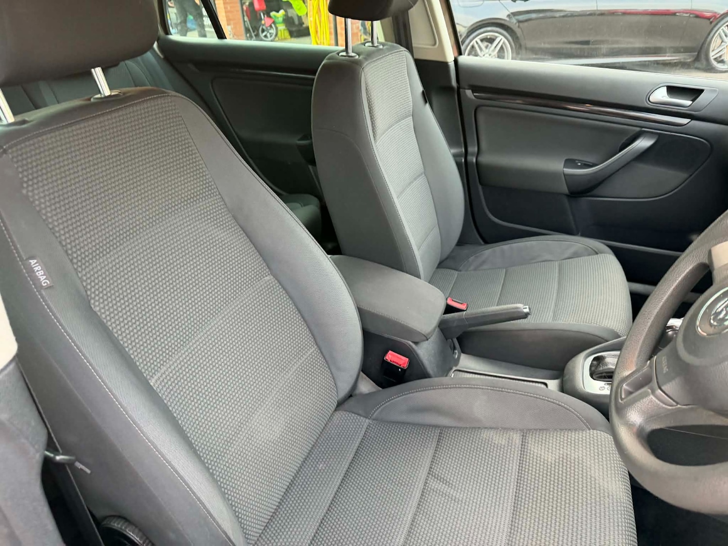 Used Volkswagen Golf 2013 for sale - 78025603: Photo 20