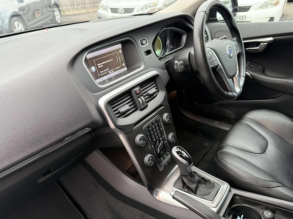 Used Volvo V40 2025 for sale - 76249334: Photo 12