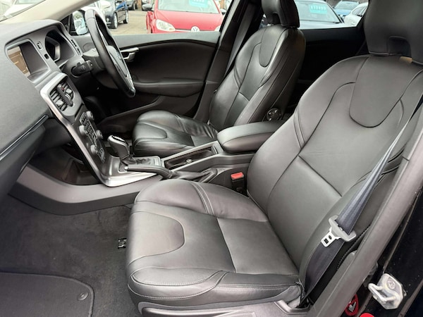 Used Volvo V40 2025 for sale - 76249334: Photo 24