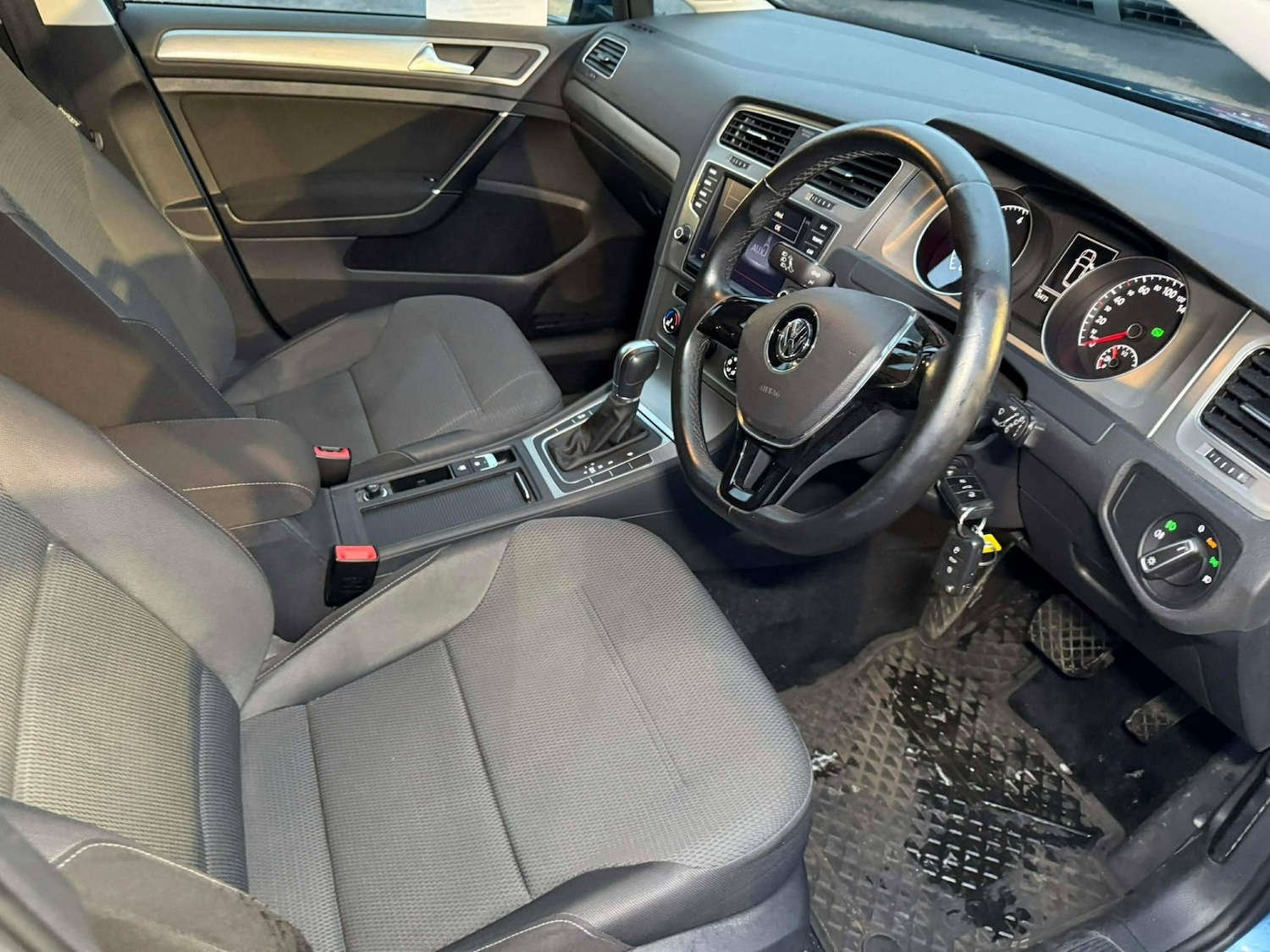 Used Volkswagen Golf 2014 for sale - 77323707: Photo 12