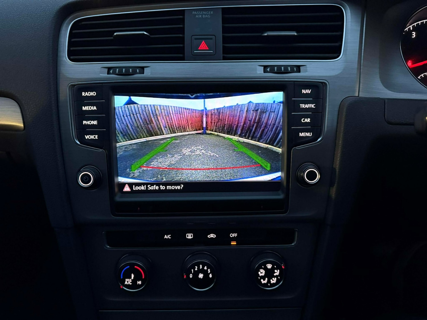 Used Volkswagen Golf 2014 for sale - 77323707: Photo 19