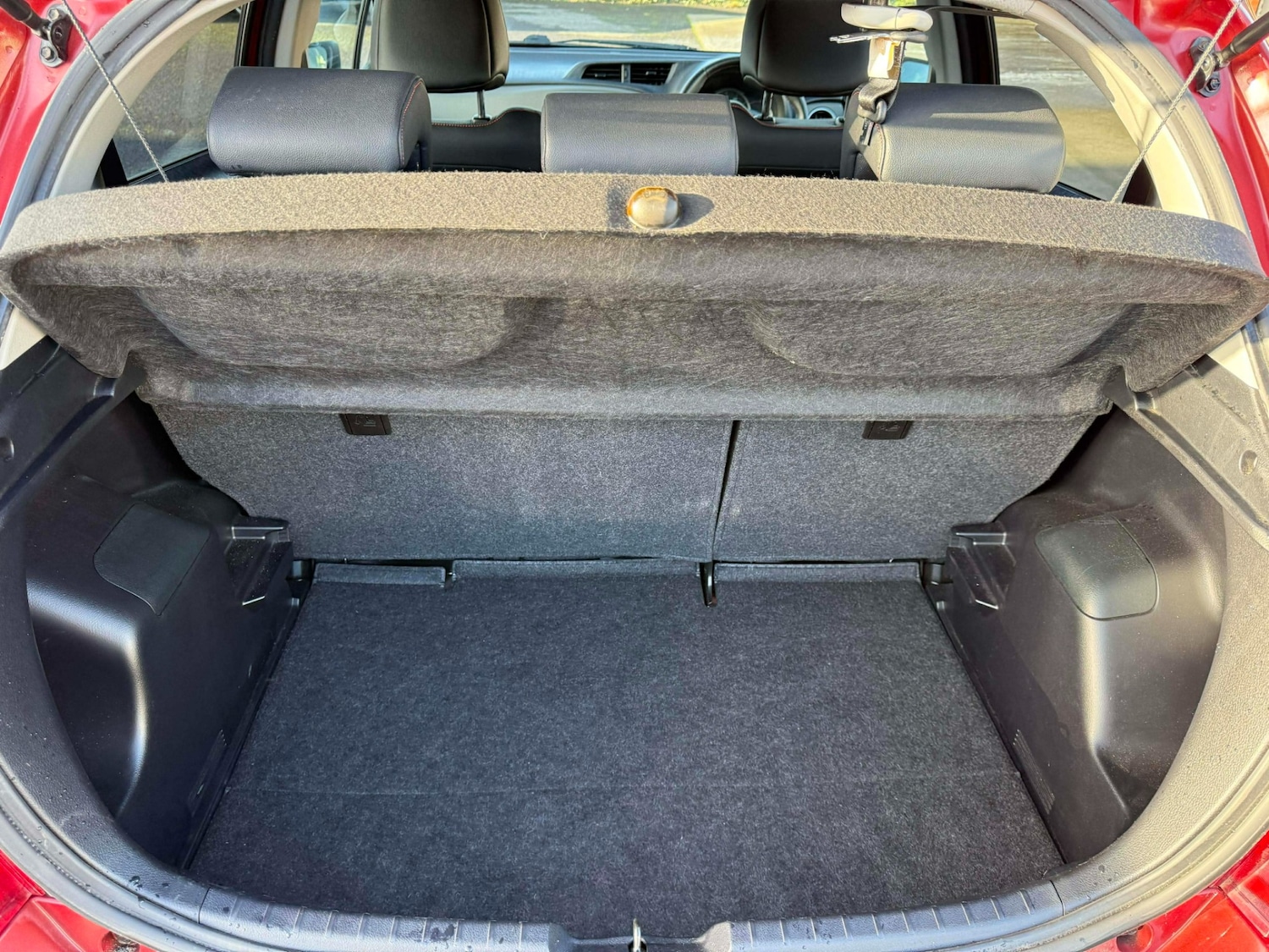 Used Toyota Yaris 2012 for sale - 77028316: Photo 18