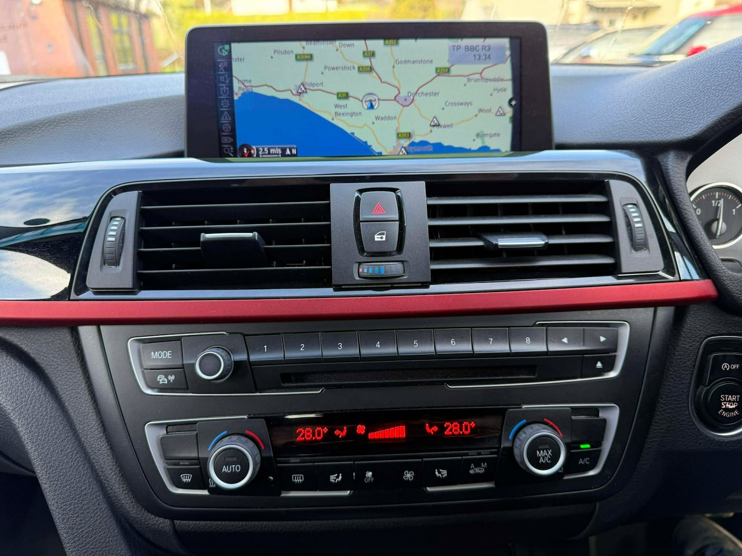 Used BMW 3 Series 2014 for sale - 77323660: Photo 32