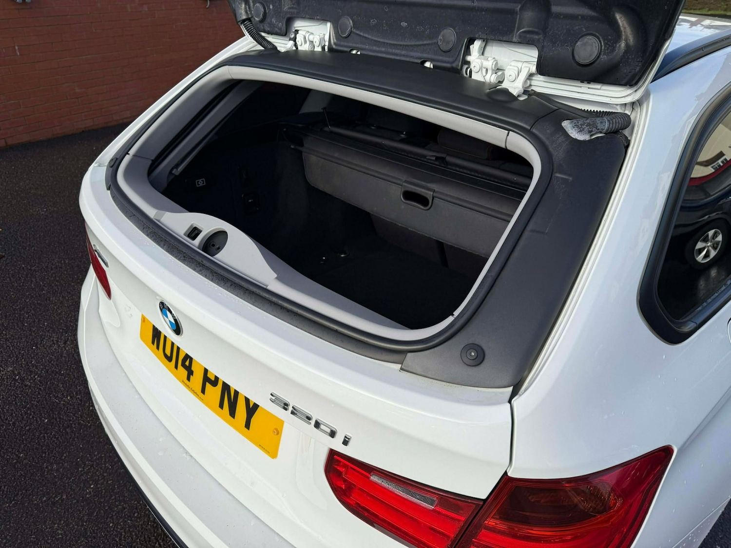 Used BMW 3 Series 2014 for sale - 77323660: Photo 38