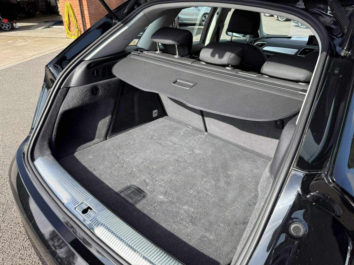 Used Audi Q3 2015 for sale - 76007535: Photo 17