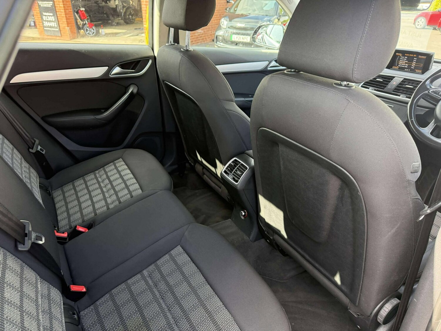 Used Audi Q3 2015 for sale - 76007535: Photo 24