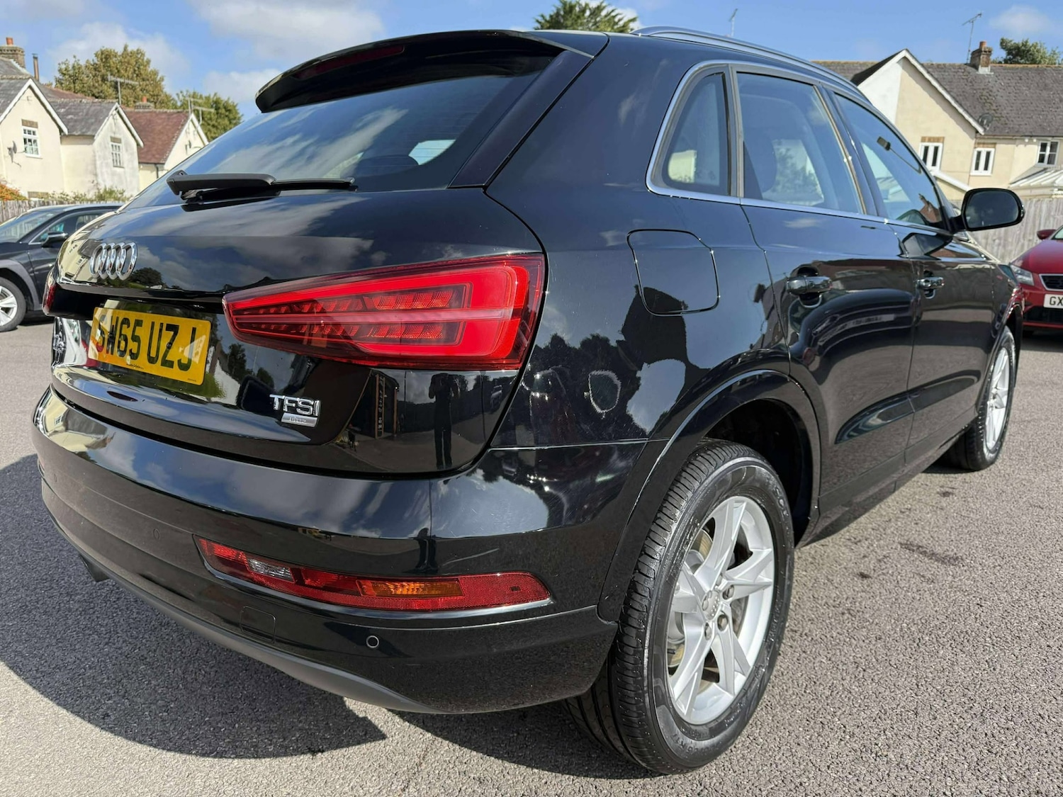 Used Audi Q3 2015 for sale - 76007535: Photo 3