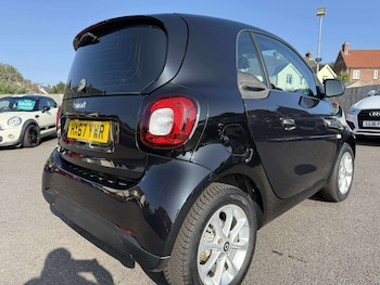 Used smart fortwo 2017 for sale - 75361791: Photo