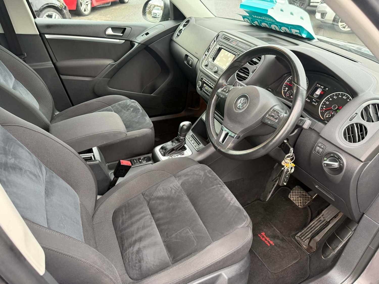 Used Volkswagen Tiguan 2014 for sale - 77028283: Photo 11