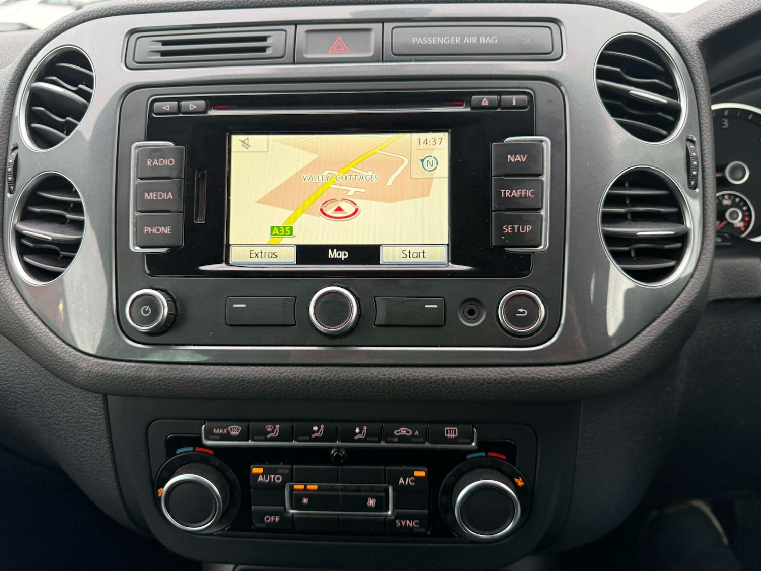 Used Volkswagen Tiguan 2014 for sale - 77028283: Photo 15