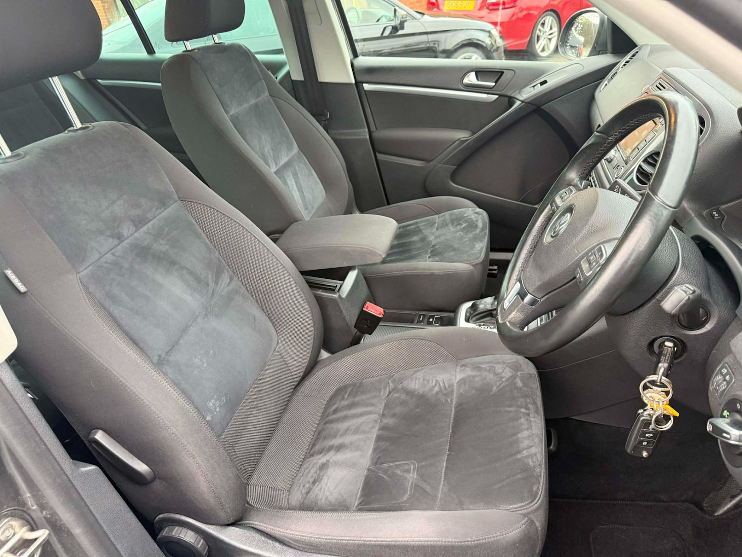 Used Volkswagen Tiguan 2014 for sale - 77028283: Photo 16