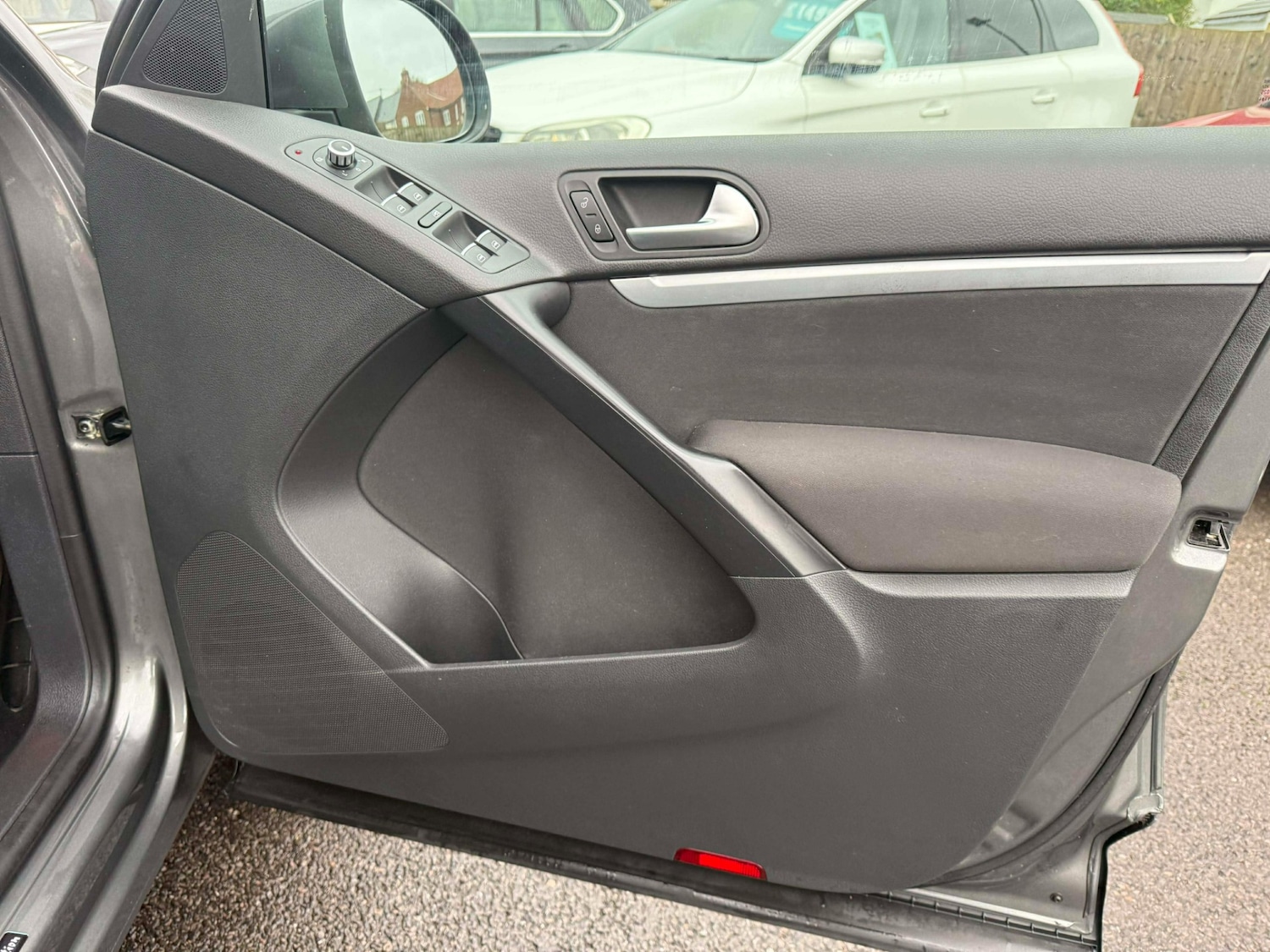 Used Volkswagen Tiguan 2014 for sale - 77028283: Photo 34