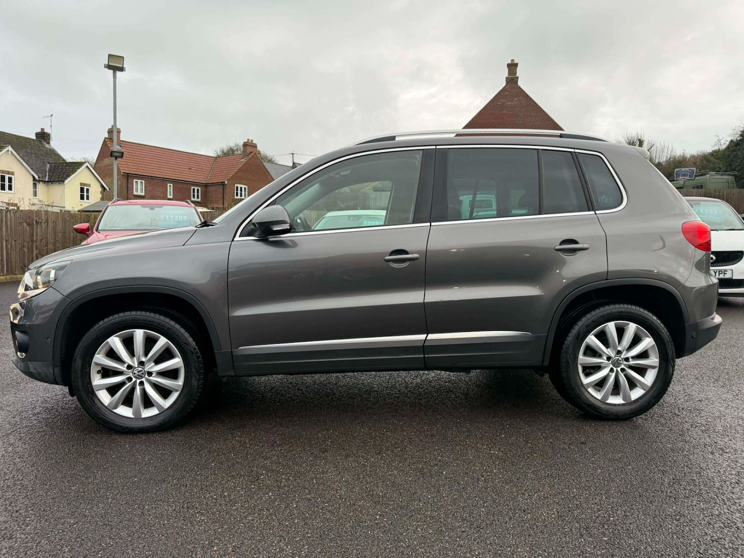 Used Volkswagen Tiguan 2014 for sale - 77028283: Photo 7