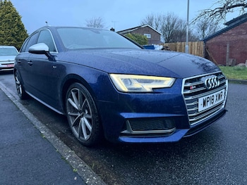 Used Audi S4 Avant 2018 for sale - 77342772: Photo