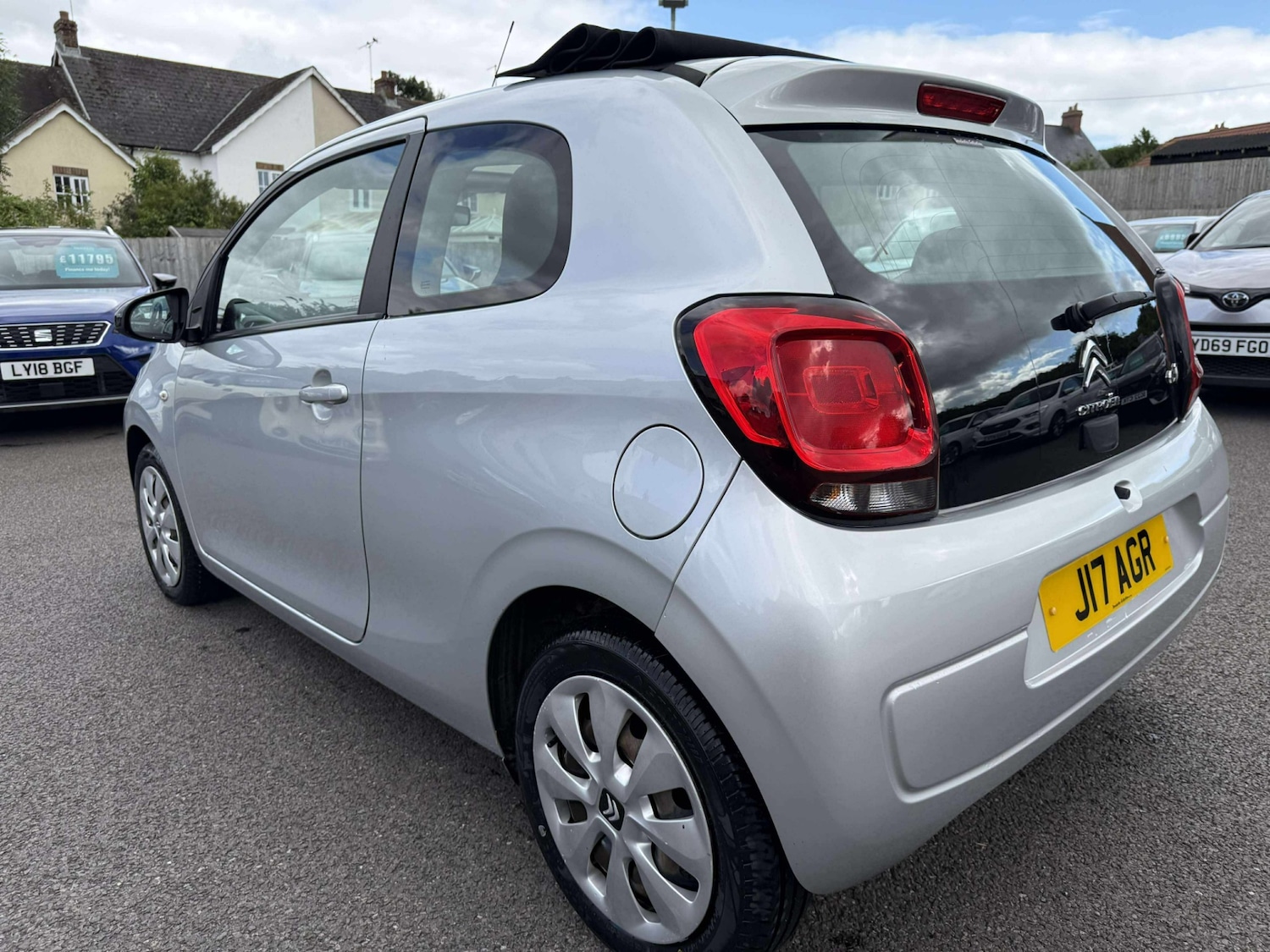 Vehicle 5