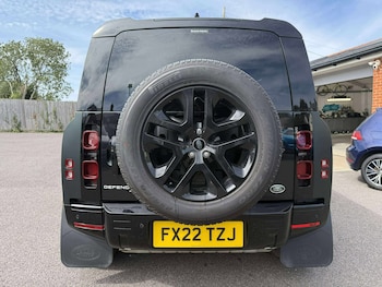 Used Land Rover Defender 2022 for sale - 75895066: Photo