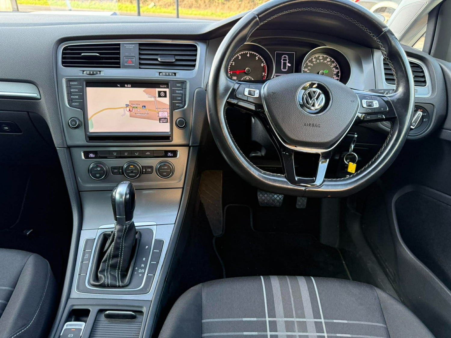 Used Volkswagen Golf 2015 for sale - 77323725: Photo 24