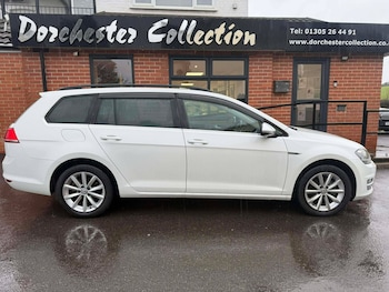 Used Volkswagen Golf 2015 for sale - 77323725: Photo