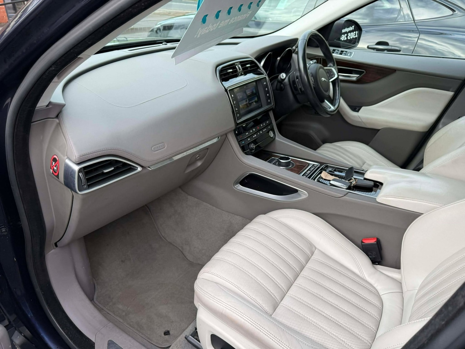 Used Jaguar F-Pace 2017 for sale - 76958809: Photo 14