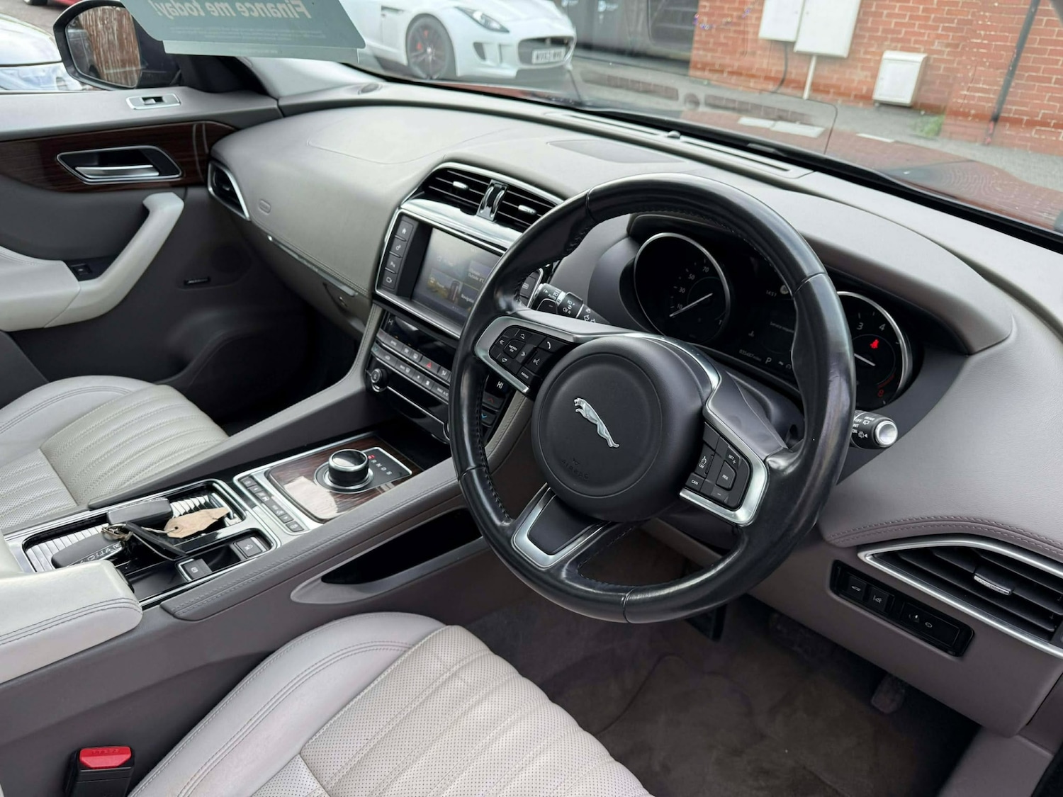 Used Jaguar F-Pace 2017 for sale - 76958809: Photo 20