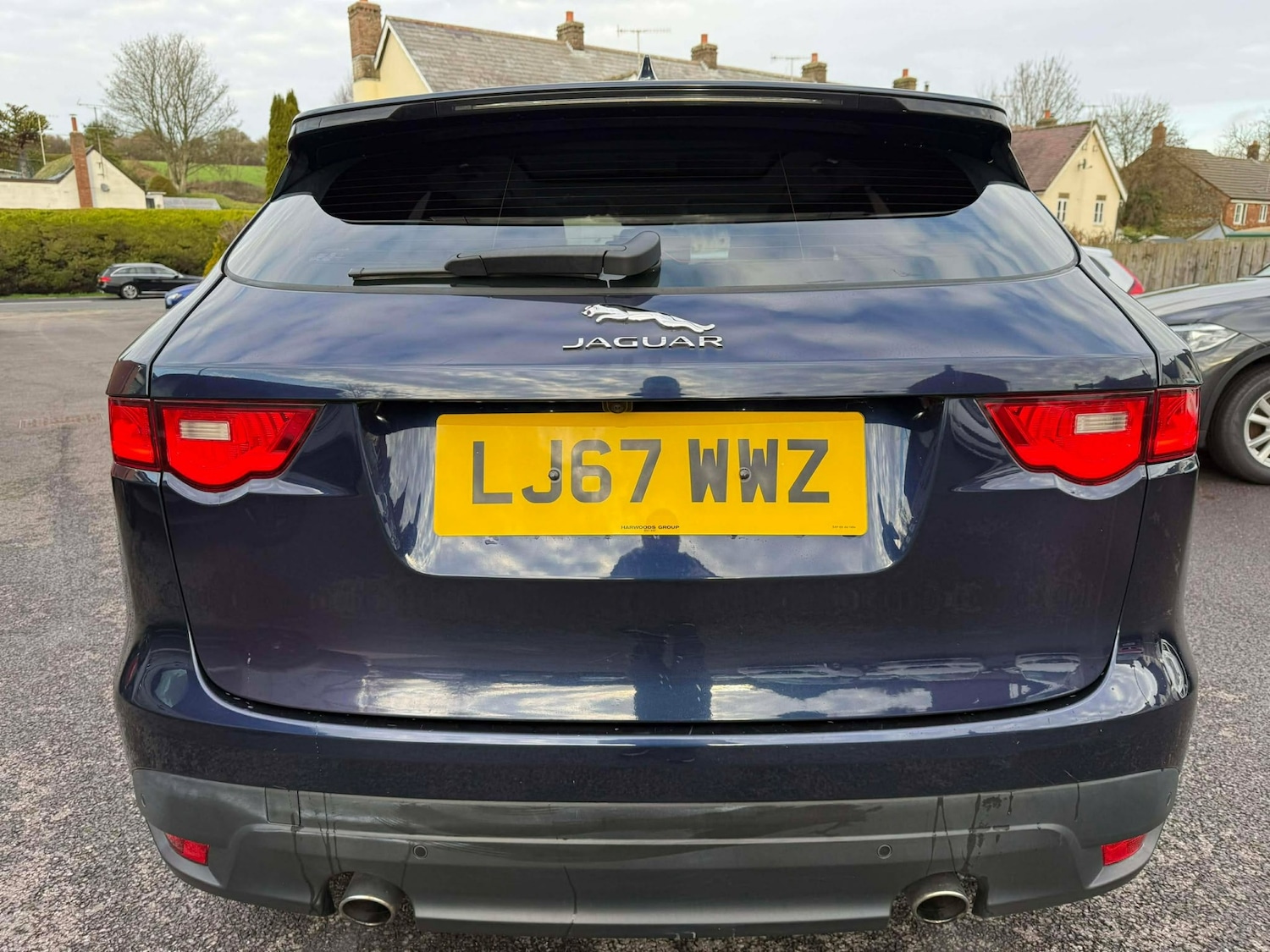 Used Jaguar F-Pace 2017 for sale - 76958809: Photo 5