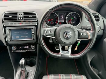 Used Volkswagen Polo 2015 for sale - 79481717: Photo