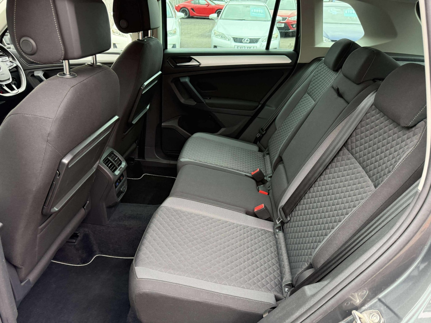 Used Volkswagen Tiguan 2017 for sale - 76407354: Photo 17