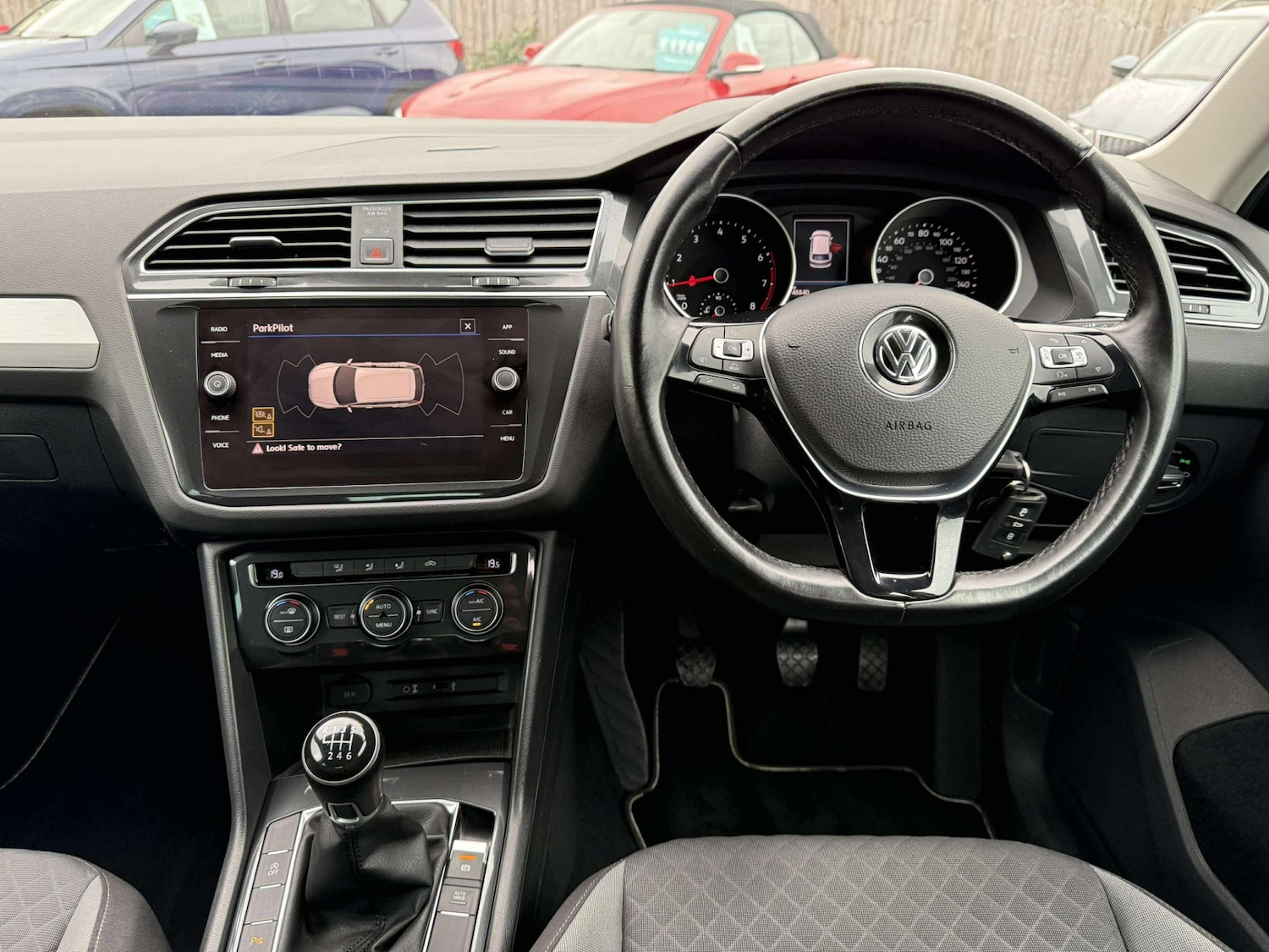 Used Volkswagen Tiguan 2017 for sale - 76407354: Photo 23