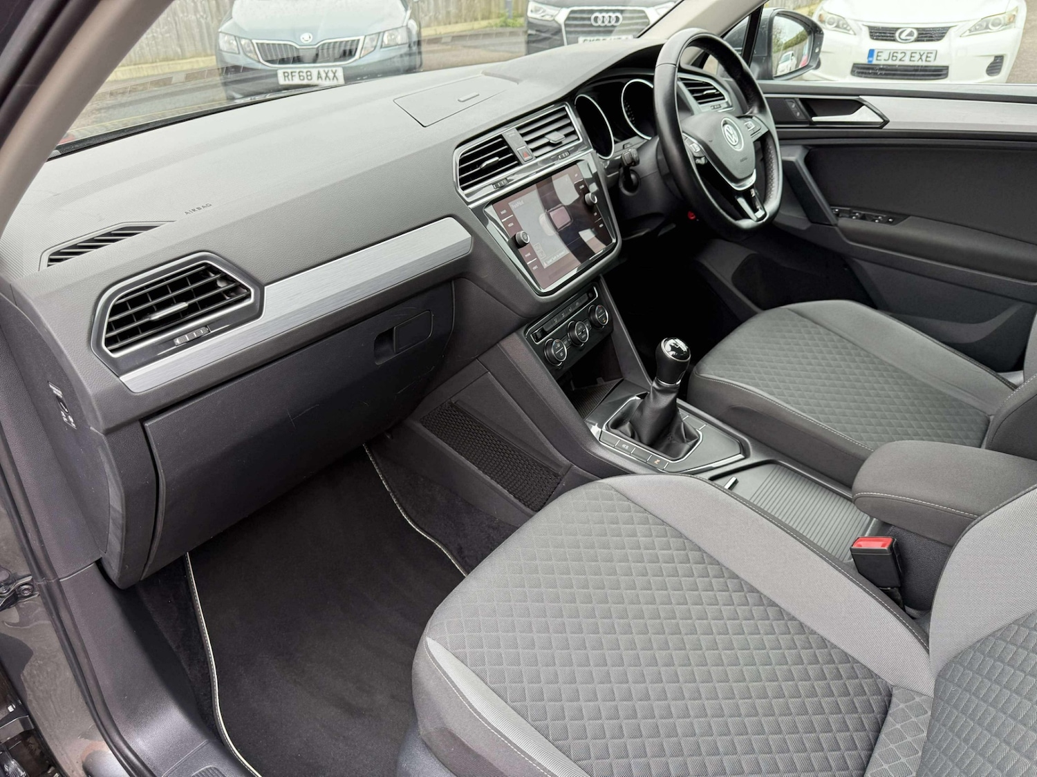 Used Volkswagen Tiguan 2017 for sale - 76407354: Photo 27