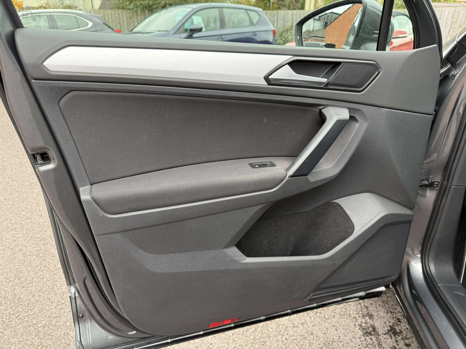 Used Volkswagen Tiguan 2017 for sale - 76407354: Photo 38