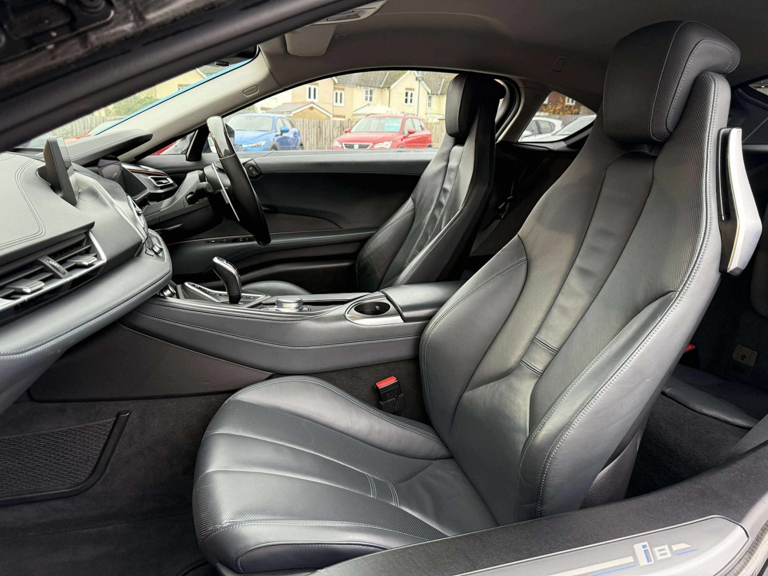 Used BMW i8 2017 for sale - 76547956: Photo 14