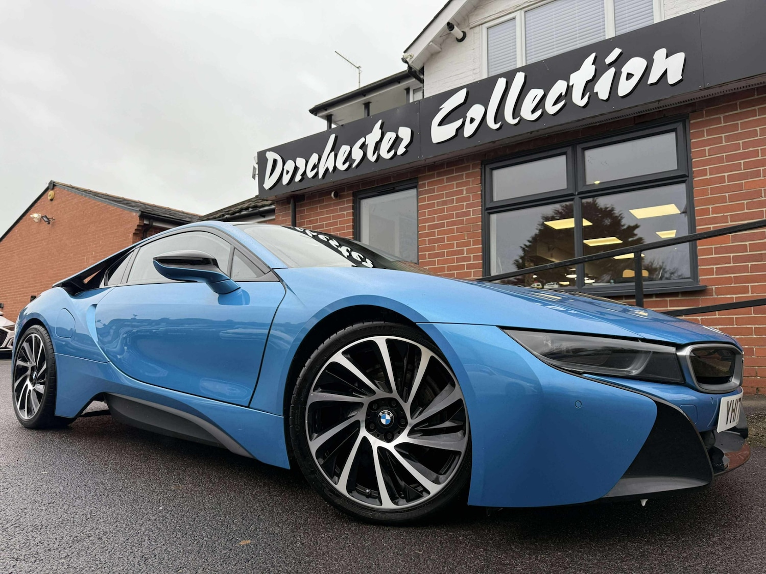 Used BMW i8 2017 for sale - 76547956: Photo 2