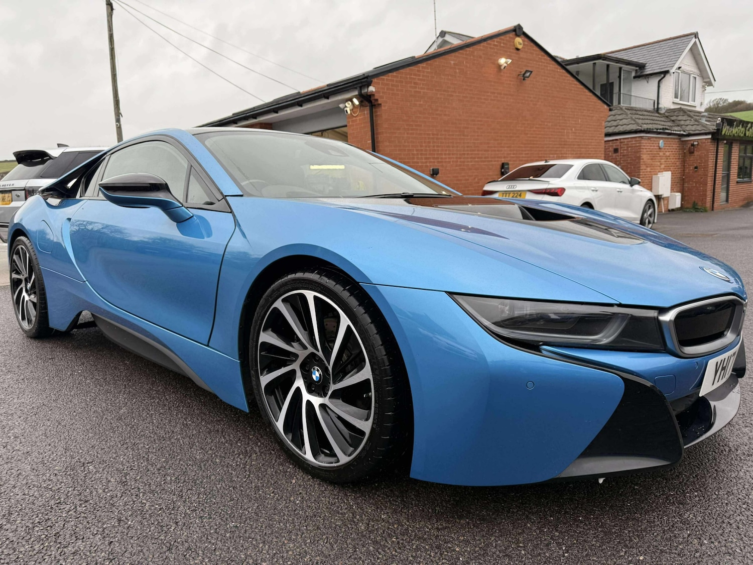 Used BMW i8 2017 for sale - 76547956: Photo 26