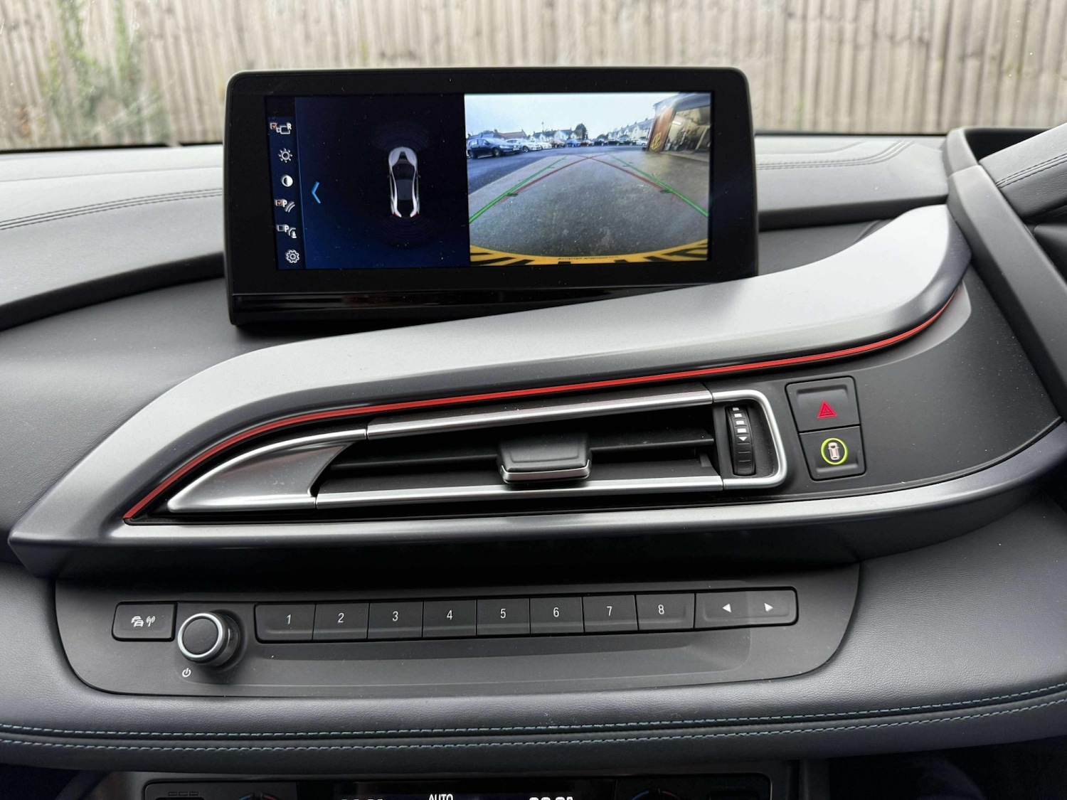 Used BMW i8 2017 for sale - 76547956: Photo 28