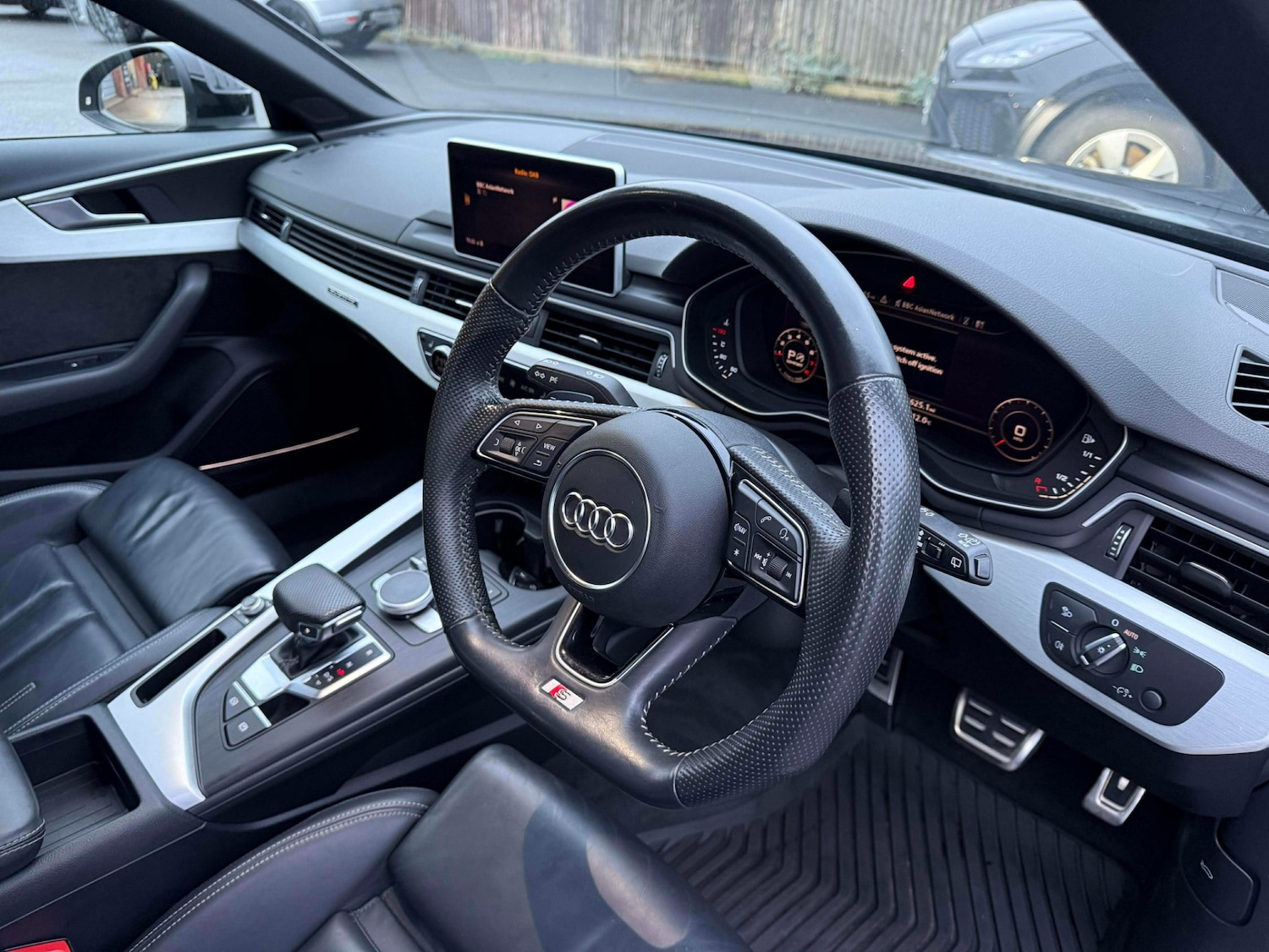 Used Audi A4 Avant 2019 for sale - 77173367: Photo 11