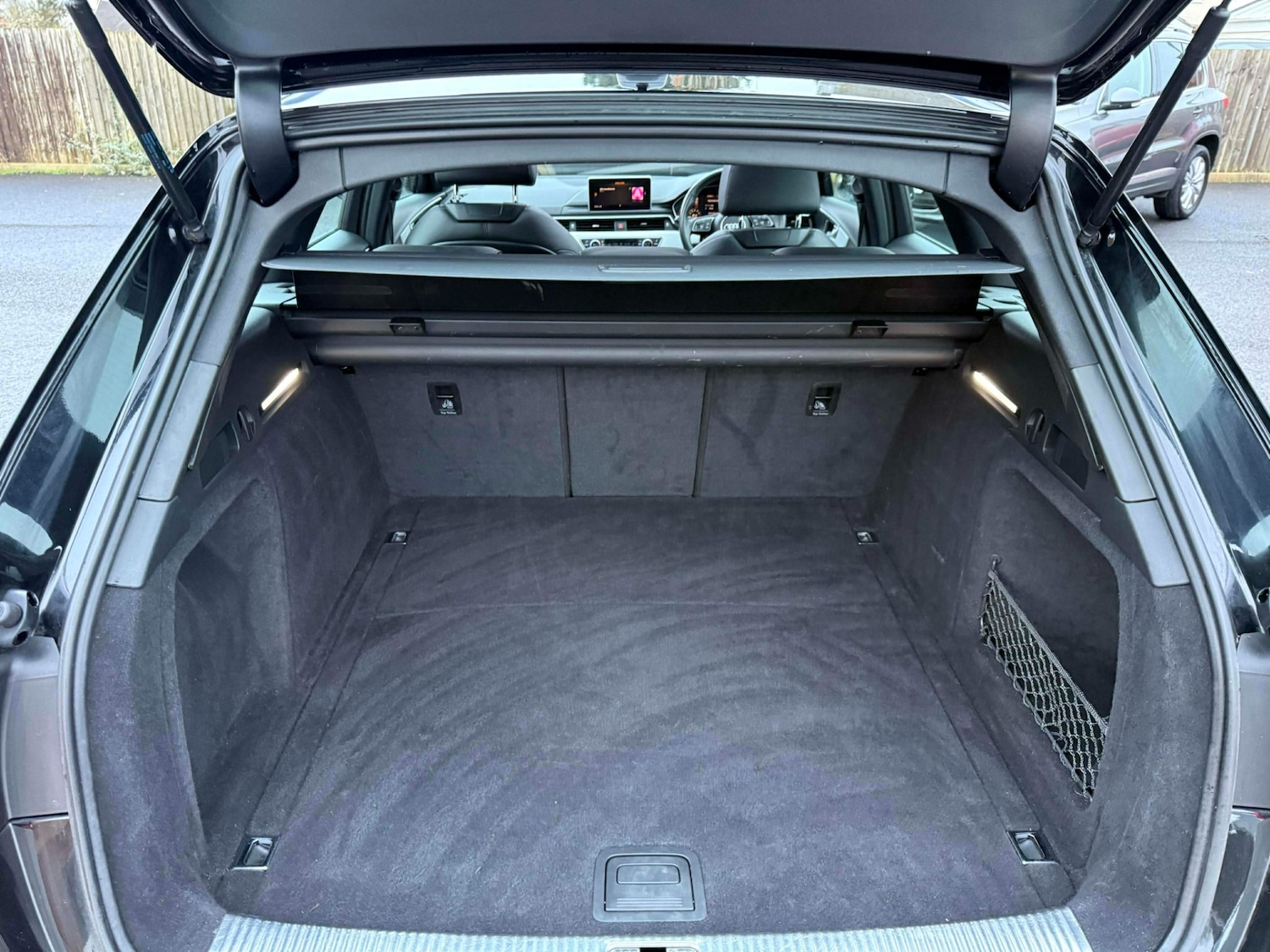 Used Audi A4 Avant 2019 for sale - 77173367: Photo 18