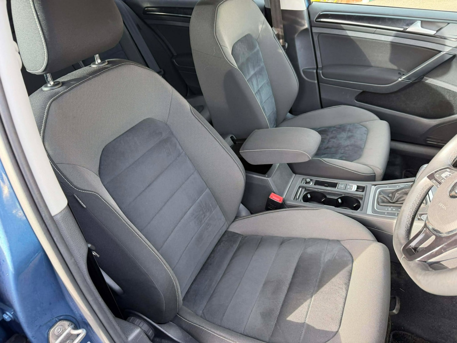 Used Volkswagen Golf 2014 for sale - 76958848: Photo 11